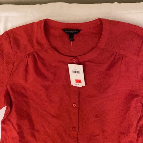 Blouse - Picture 2 of 3